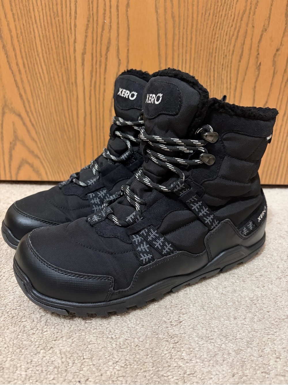 Xero Shoes Men’s Alpine Waterproof Boots Black US 9 EU 42
